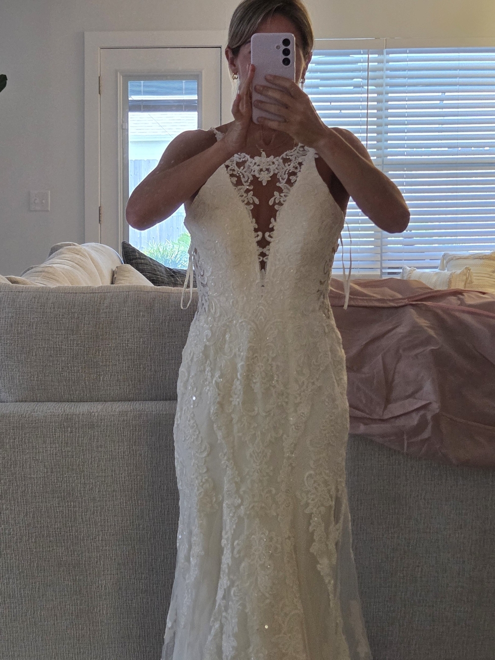 Elegant, Lace Backless Wedding Dress - Picture 12 of 15